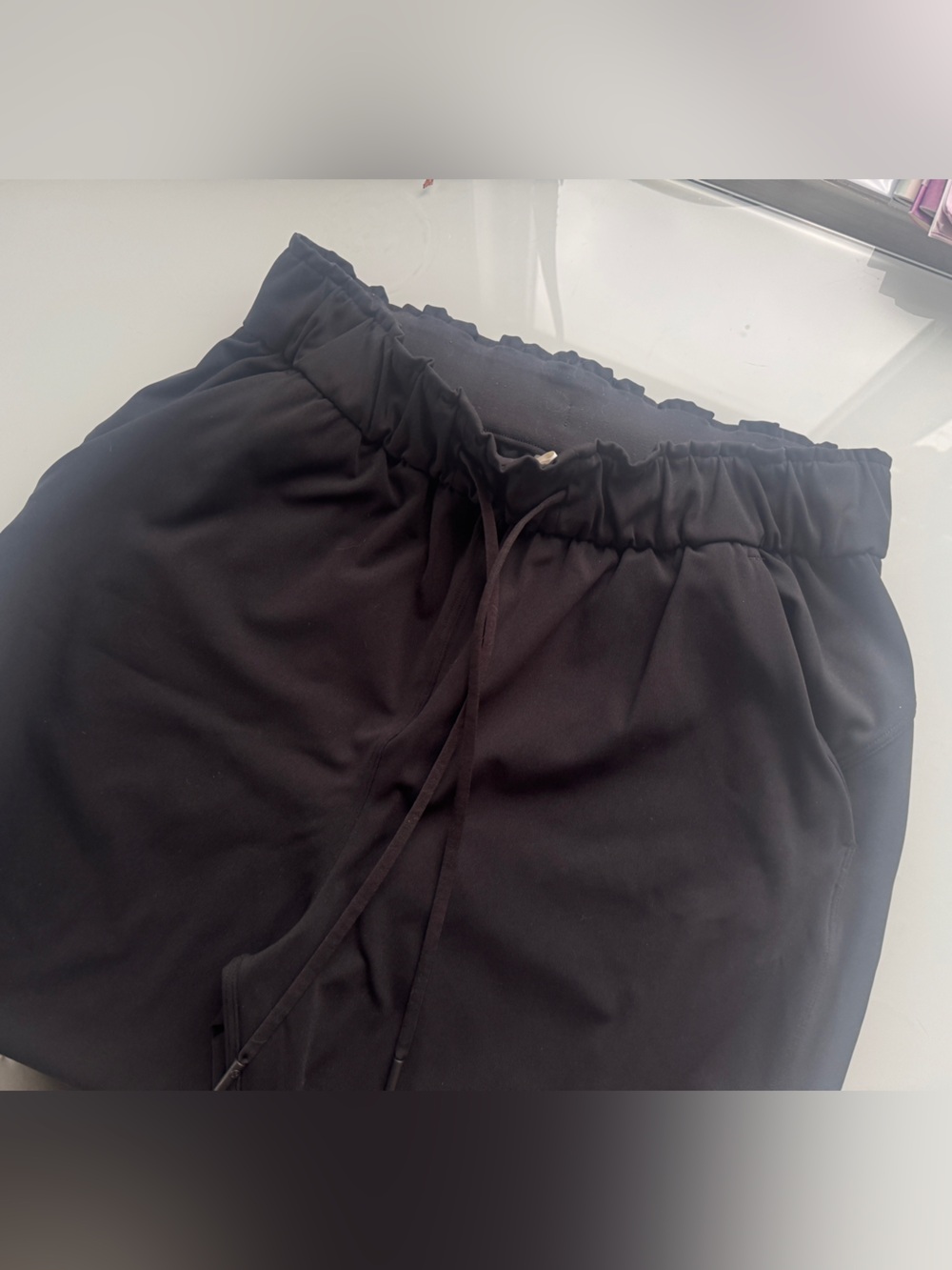 Lululemon Women’s Like New Joggers Size 6
